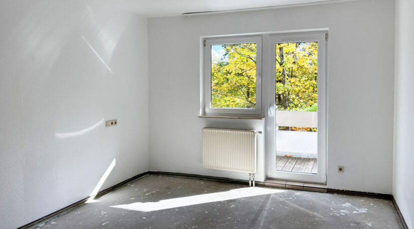 Schlafzimmer mit Balkon