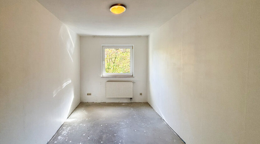 Kinder-/Arbeitszimmer