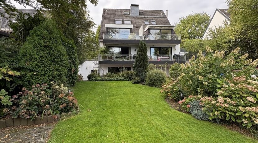 Blick vom Gartengrundstück