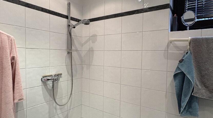 Duschbad unterer Bereich