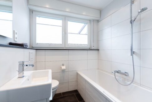 Wannenbad im Erdgeschoss