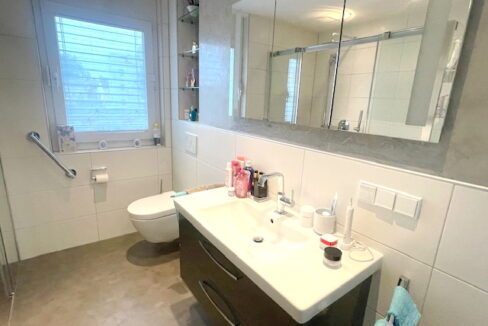 Bad mit hochwertigen Einbauten