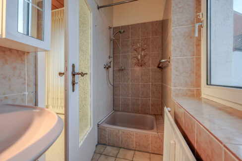 Badezimmer Einheit 2