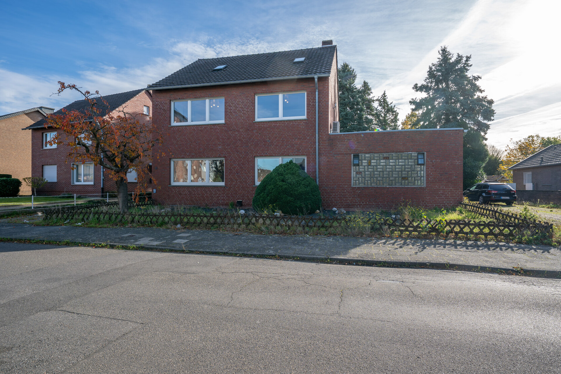 Großzügiges Einfamilienhaus mit Gartenparadies, Anbau und vielseitigen Nutzungsmöglichkeiten