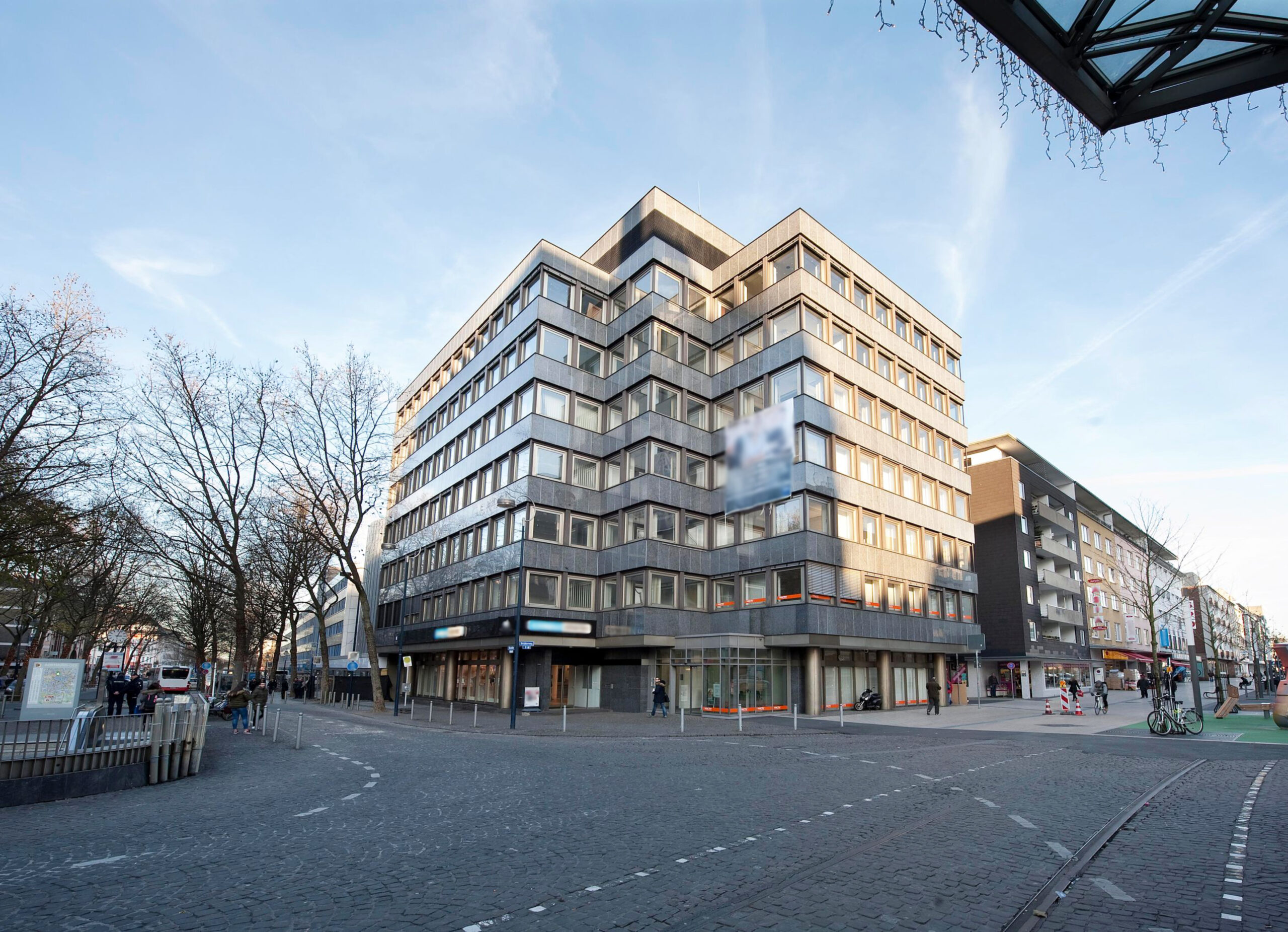 *IDEAL FÜR ÄRZTE* Büro- / Praxisflächen mit ca. 290,22 m² Nutzfläche in DO-City zu vermieten!