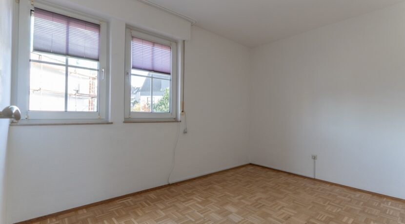 Kinder-/ Arbeitszimmer