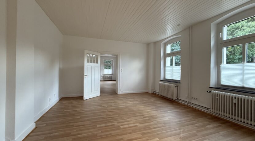 Gewerbe EG links hinten