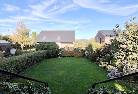 Haushälfte 2 Blick in den Garten