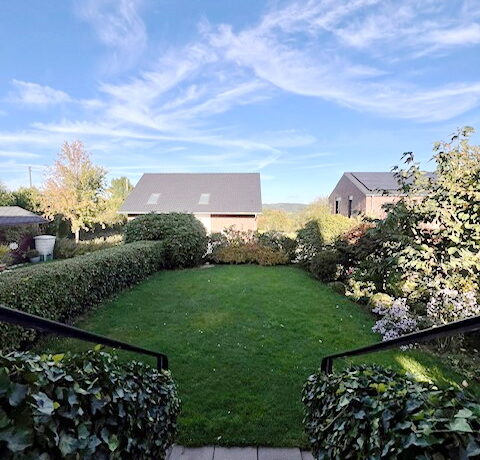 Haushälfte 2 Blick in den Garten