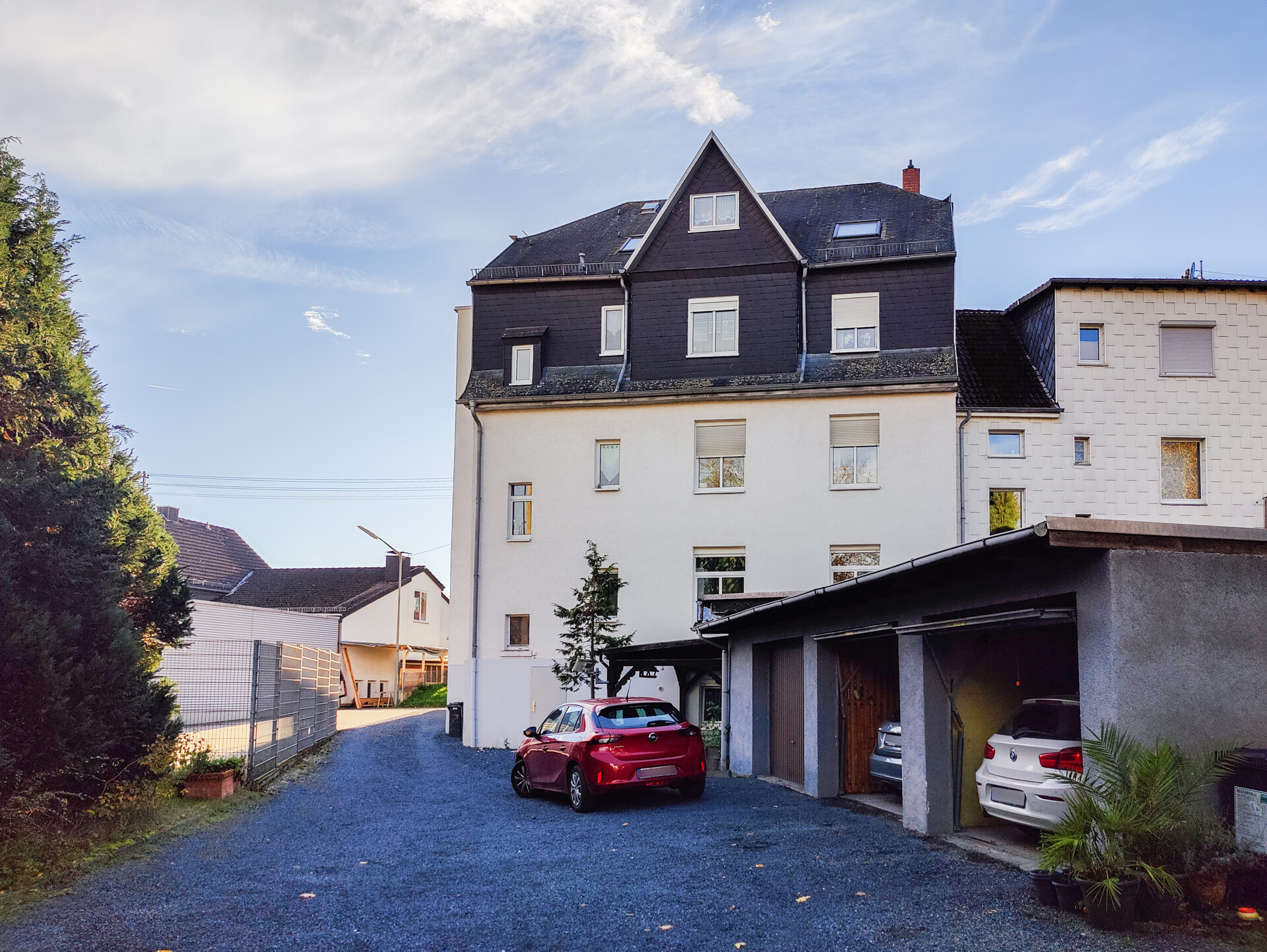Vermietete EG-Wohnung mit einem Zimmer, Küche und Bad in zentraler Lage von Altenkirchen!