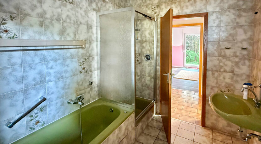 Tageslicht Dusch/Wannenbad