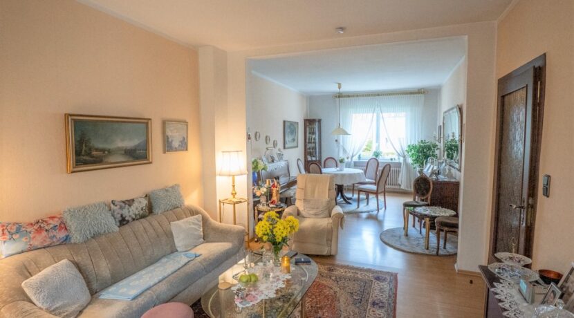 Das offene Wohn-/Esszimmer im EG