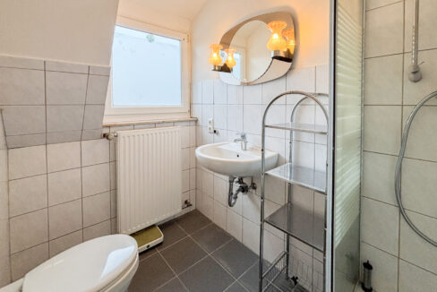 Badezimmer DG