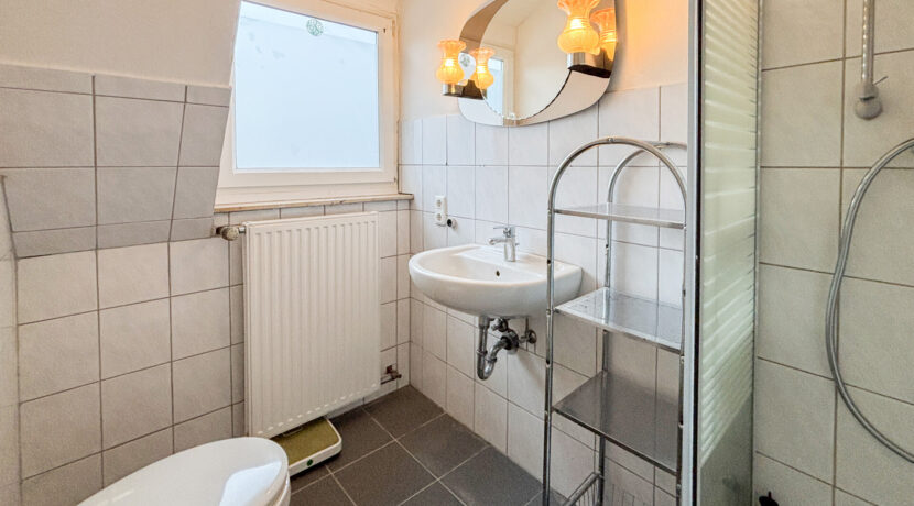 Badezimmer DG