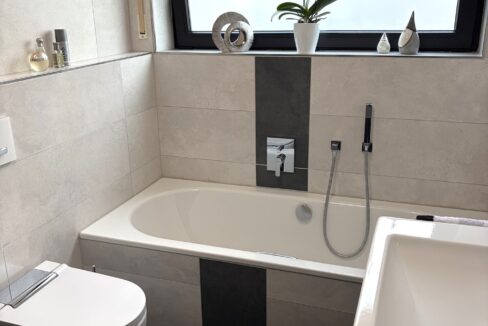 WC mit Duschfunktion (Bidet)