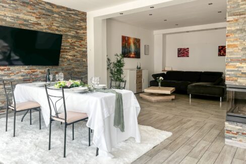 EG: Wohn-/Essbereich