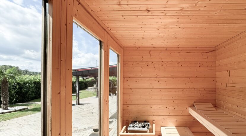 Sauna mit Vorraum
