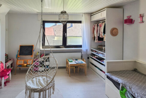 Kinderzimmer EG