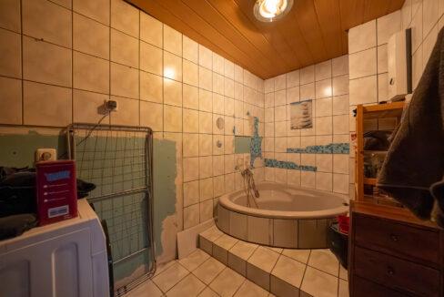 Badezimmer 1