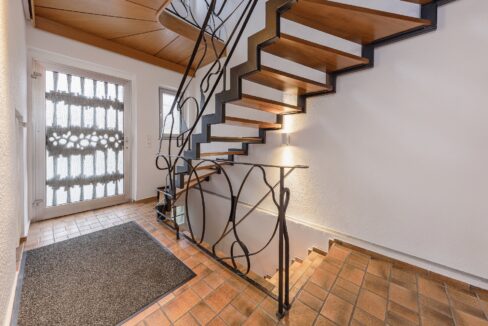 großer Eingangsbereich