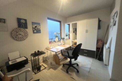 Arbeitszimmer OG