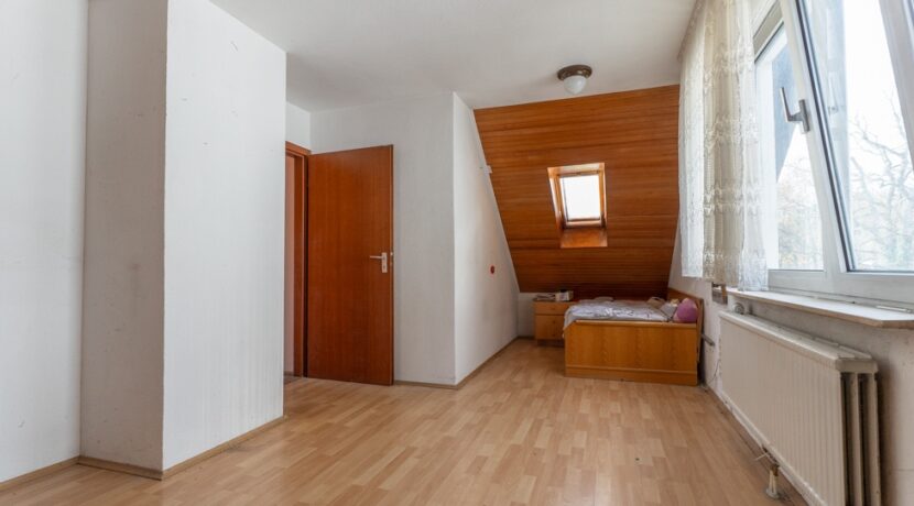 Schlafzimmer I im OG