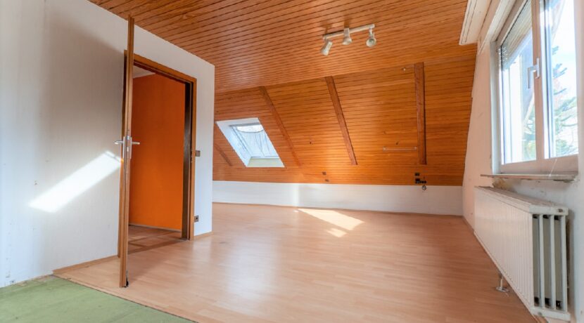 Schlafzimmer II im DG