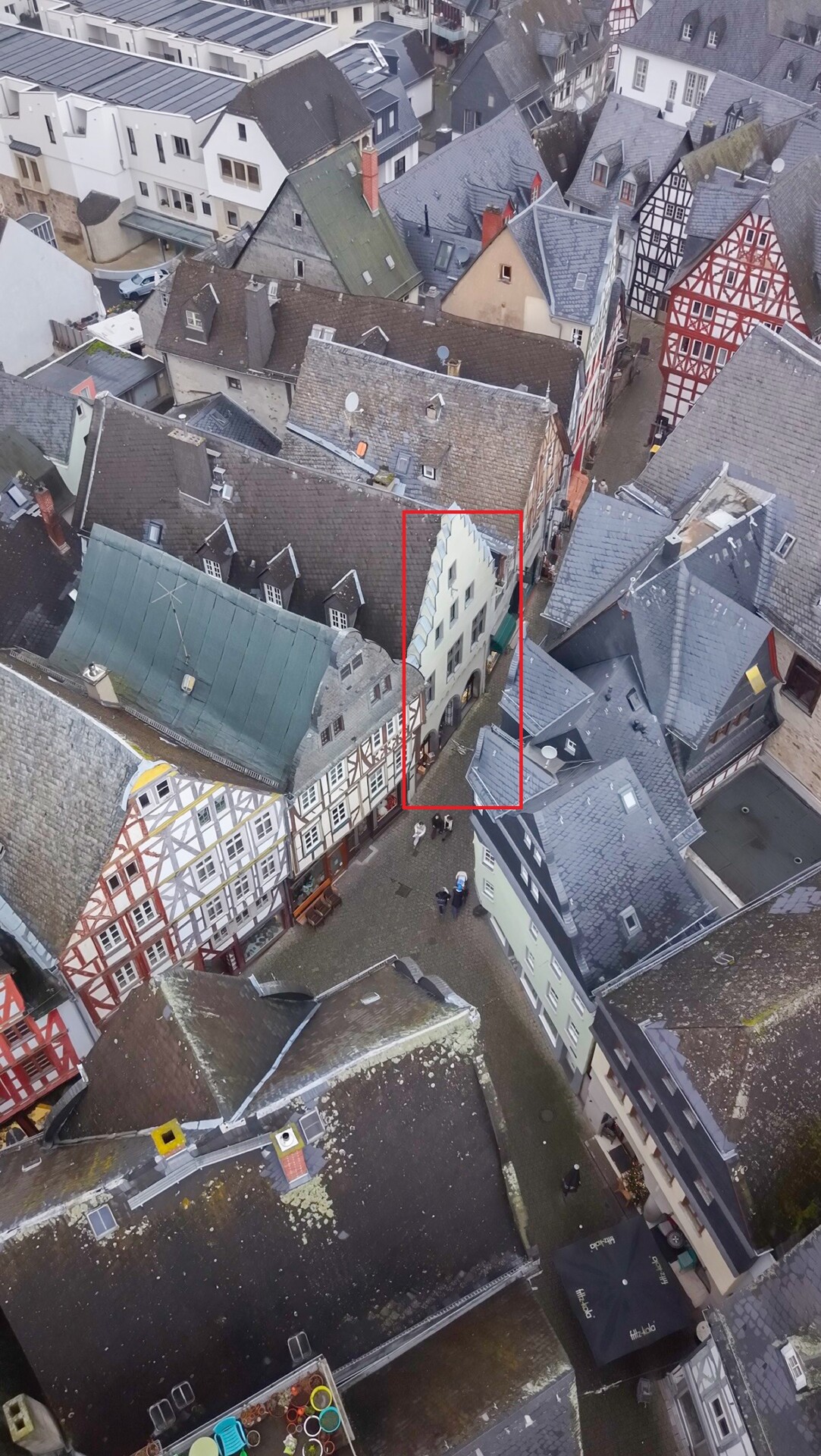 Exklusive Ladenfläche in Limburgs ältestem Steinhaus zu vermieten-ideal für Kunst-Mode-Fotografie!