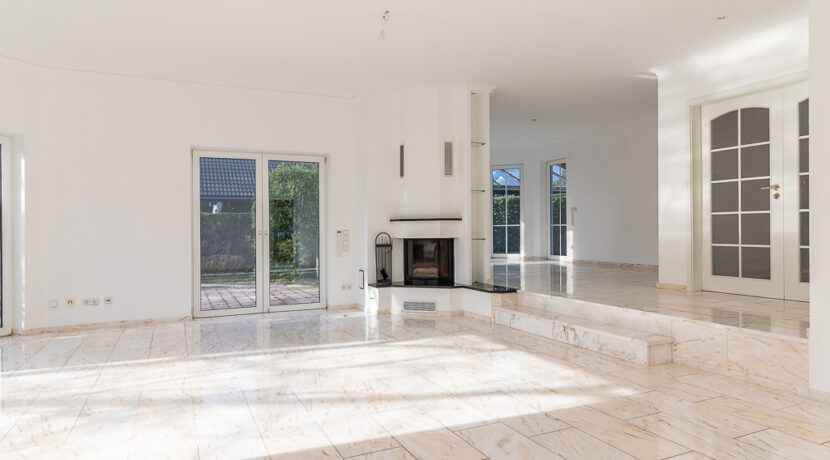 Wohnzimmer und Esszimmer