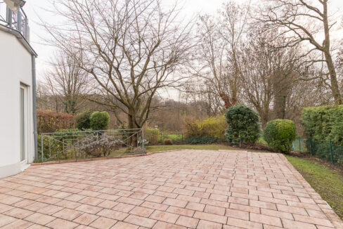 große Sonnenterrasse