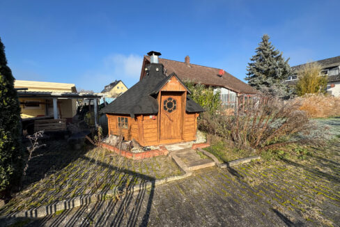 Grillhütte mit Sonne