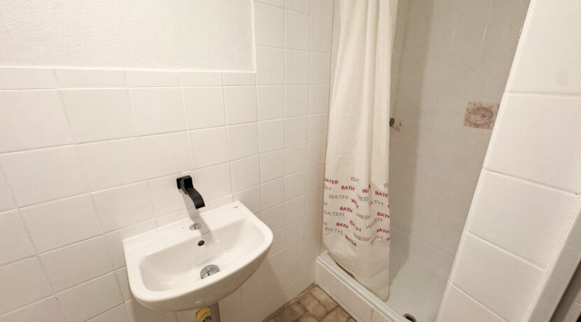 Duschbad mit WC EG Haus 3