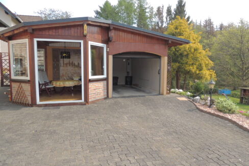 Garage mit Wintergarten