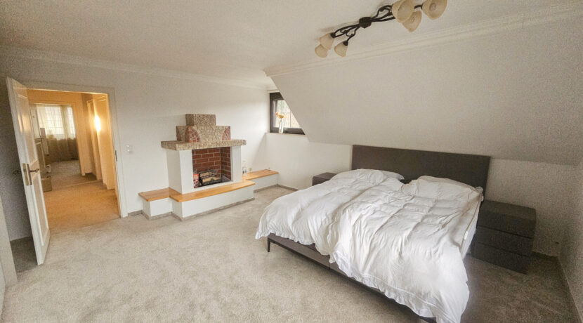 Elternschlafzimmer OG