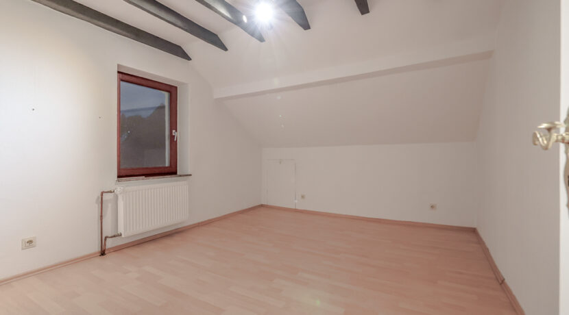 Schlafzimmer Einheit 5