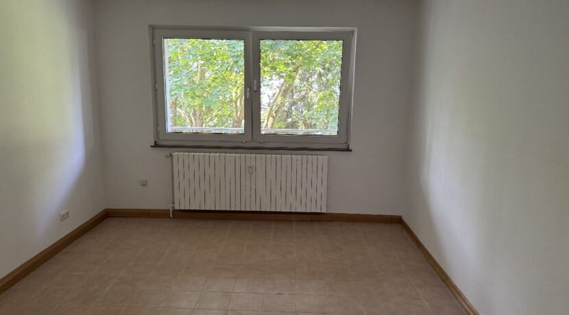 Schlaf-/ Arbeitszimmer