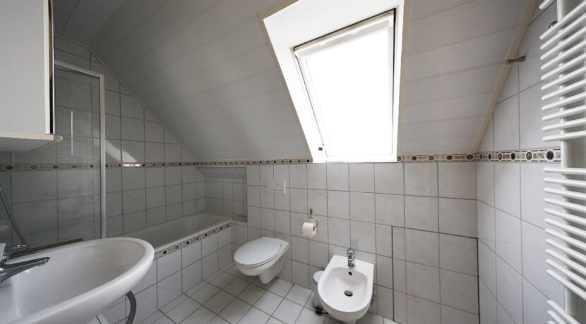 Wannenbad im Dachgeschoss