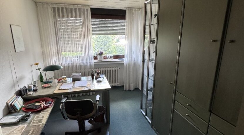 Kinder-/ Arbeitszimmer
