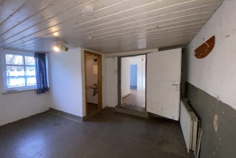 Durchgangsraum zum Stall