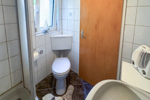 Haupthaus - Duschbad EG