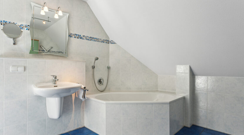 Badezimmer 2