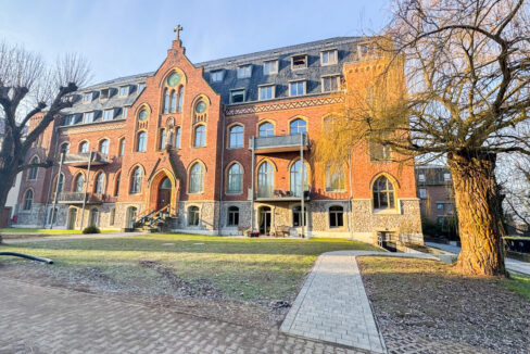 Vorderansicht Kloster