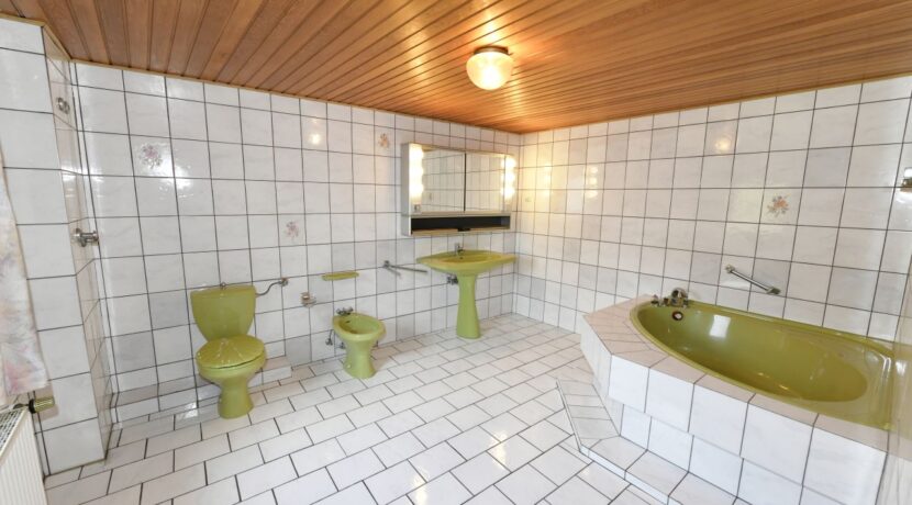 Badezimmer im 1. Obergeschoss