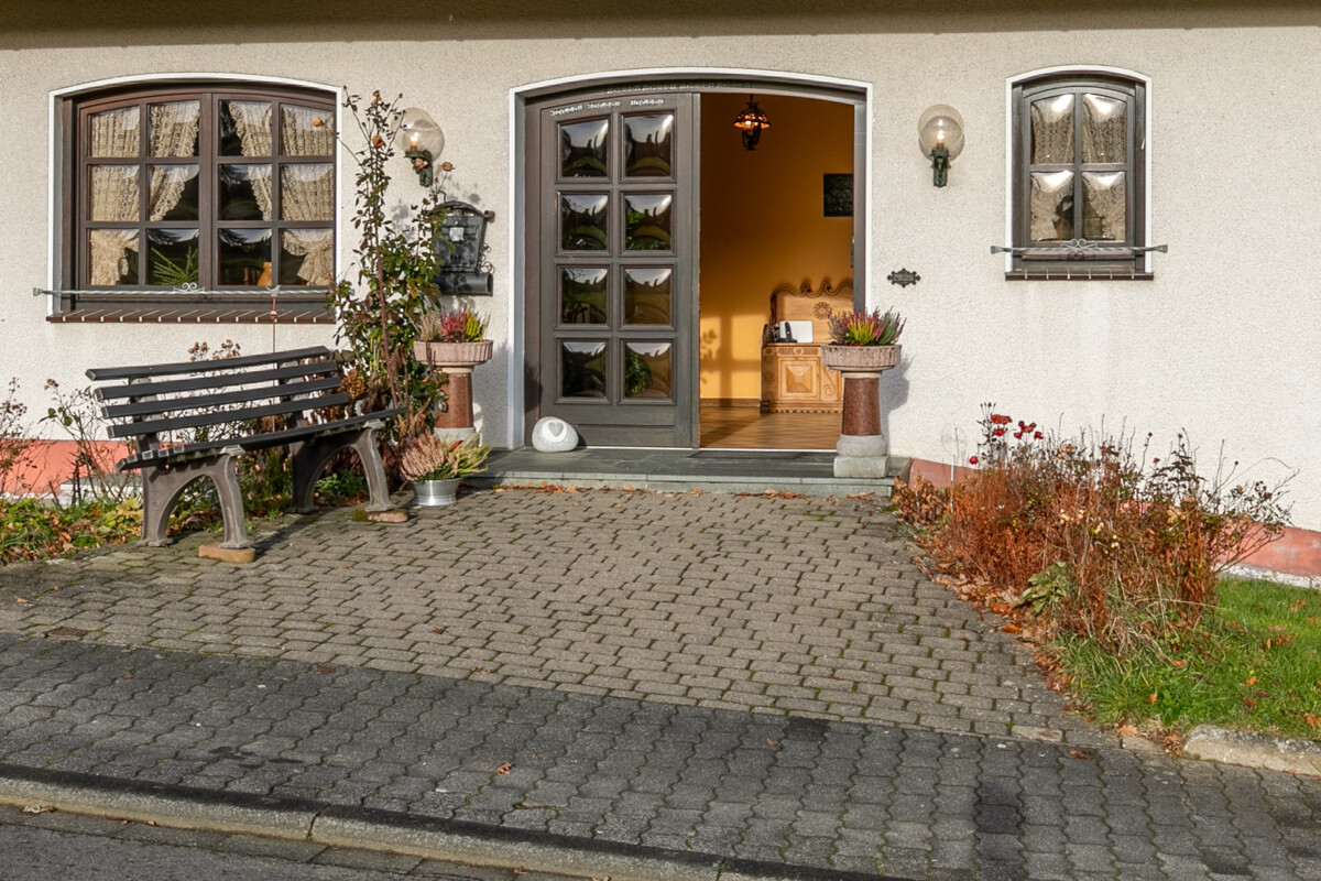 ***LASS DIE SONNE REIN***