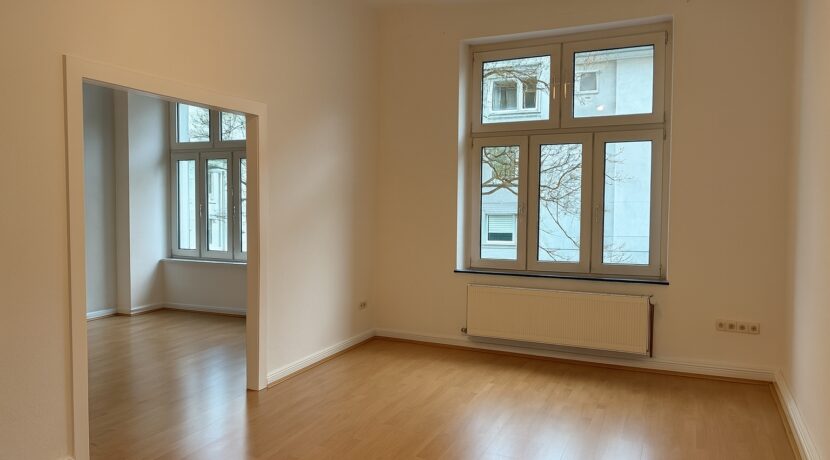 Blick Esszimmer zum Wohnzimmer