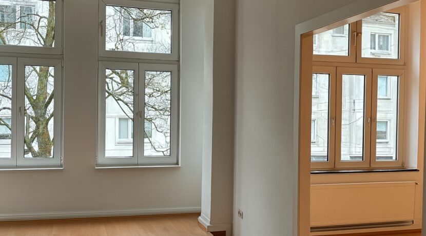 Blick Wohnzimmer zum Esszimmer