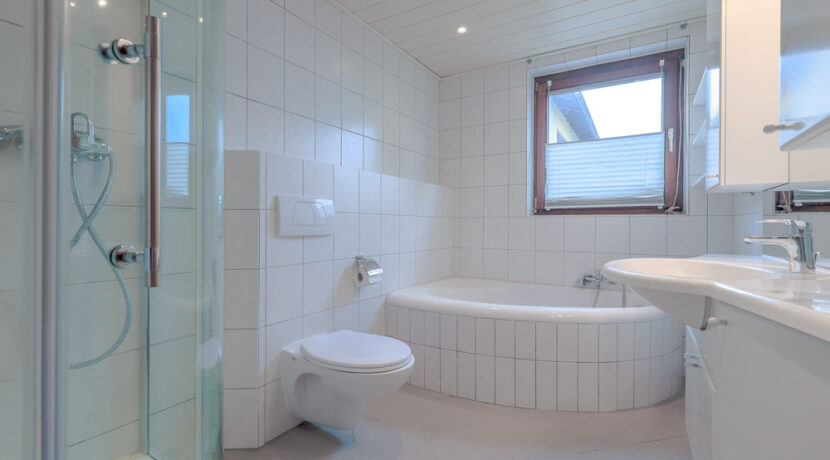 Badezimmer OG