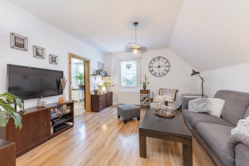 Wohnzimmer im Dachgeschoss