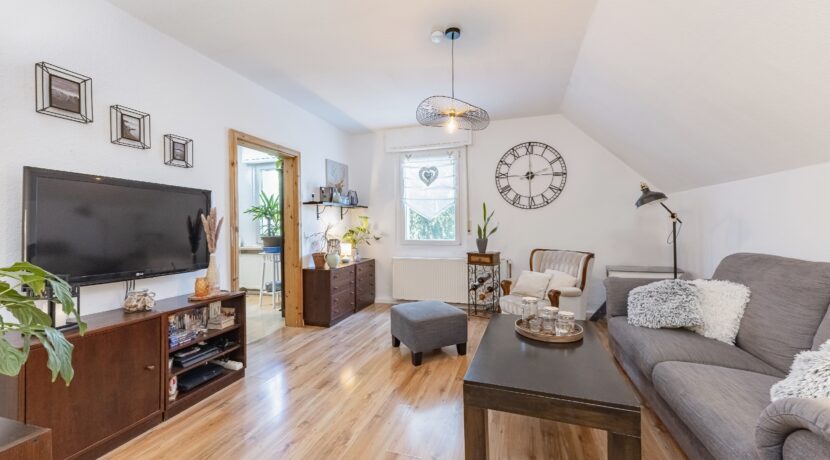 Wohnzimmer im Dachgeschoss