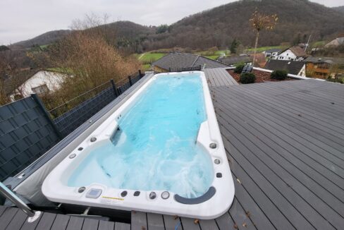 Whirlpool mit Gegenstromanlage